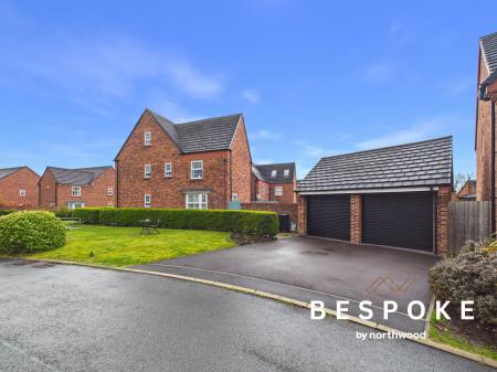 6 bedroom Detached house for sale in Teddy Gray Avenue, Sandbach, CW11