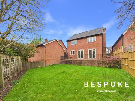 4 bedroom Detached house for sale in Chiltern Close, Weston, CW2