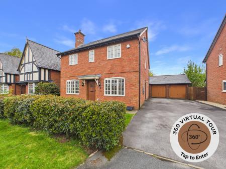 4 bedroom Detached house for sale in Chiltern Close, Weston, CW2