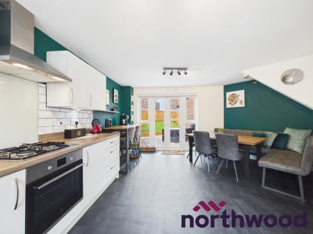 3 bedroom Detached house to let in Ringlet Place, Sandbach, CW11