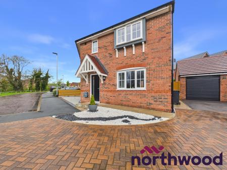 3 bedroom Detached house to let in Ringlet Place, Sandbach, CW11