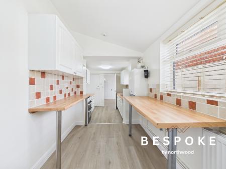 2 bedroom Terraced House for sale in Park Lane, Sandbach, CW11