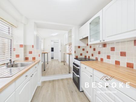 2 bedroom Terraced House for sale in Park Lane, Sandbach, CW11