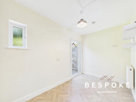 3 bedroom End of terrace house for sale in Crewe Road, Sandbach, CW11