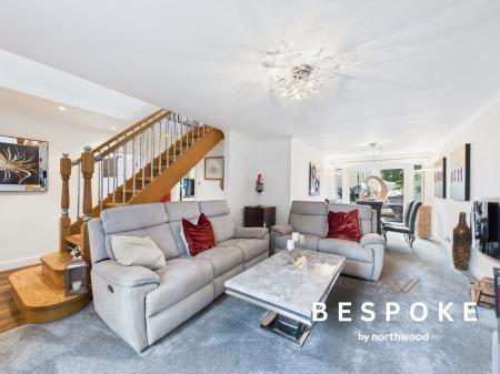 5 bedroom Detached house for sale in Boulton Close, Sandbach, CW11