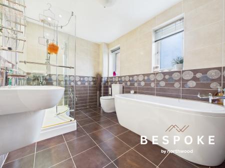 5 bedroom Detached house for sale in Boulton Close, Sandbach, CW11