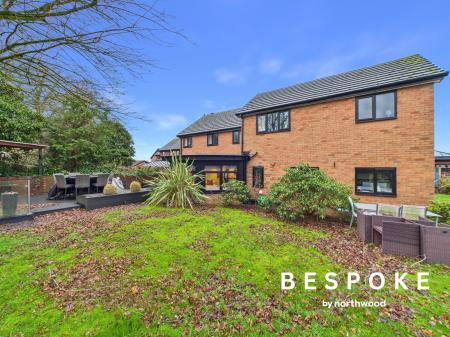 5 bedroom Detached house for sale in Boulton Close, Sandbach, CW11