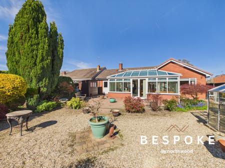 2 bedroom Bungalow for sale in Doddington Drive, Sandbach, CW11
