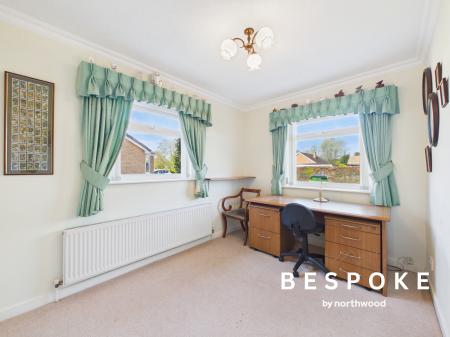 2 bedroom Bungalow for sale in Doddington Drive, Sandbach, CW11