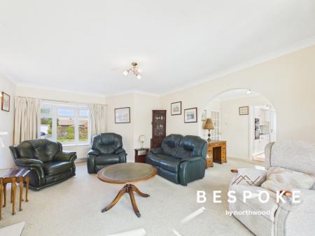 2 bedroom Bungalow for sale in Doddington Drive, Sandbach, CW11