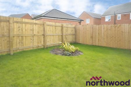 3 bedroom Town house to let in Redshank Place, Sandbach, CW11