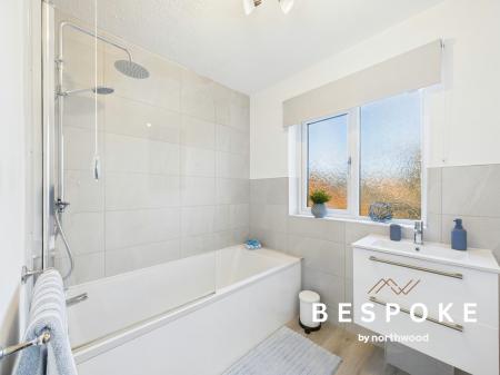 3 bedroom Detached house for sale in Harvest Road, Macclesfield, Macclesfield, SK10