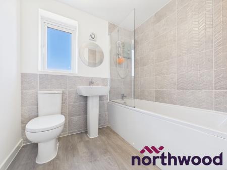 4 bedroom Detached house to let in Buckthorn Road, Sandbach, CW11