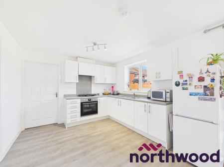 4 bedroom Detached house to let in Buckthorn Road, Sandbach, CW11