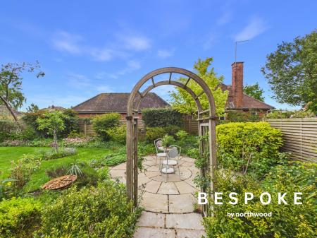 4 bedroom Detached house for sale in Fidlers Green Offley Road, Sandbach, CW11