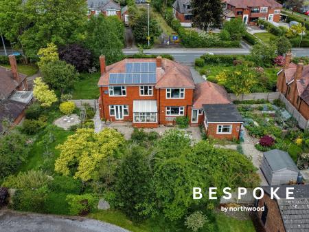 4 bedroom Detached house for sale in Fidlers Green Offley Road, Sandbach, CW11