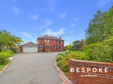 4 bedroom Detached house for sale in Fidlers Green Offley Road, Sandbach, CW11
