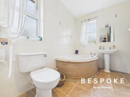 4 bedroom Detached house for sale in Fidlers Green Offley Road, Sandbach, CW11