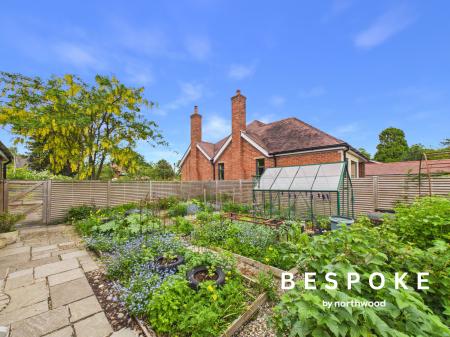 4 bedroom Detached house for sale in Fidlers Green Offley Road, Sandbach, CW11