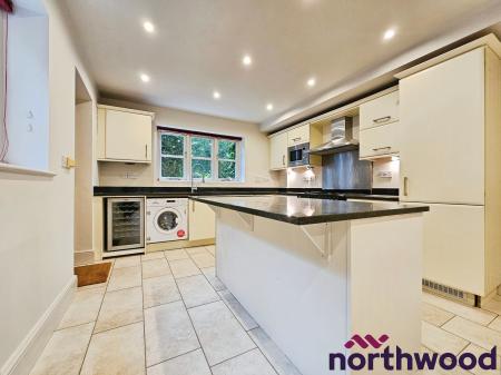4 bedroom Barn Conversion to let in Warmingham Grange, Warmingham, CW11