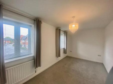 3 bedroom Mews house to let in Hardings Wood Avenue, Sandbach, CW11