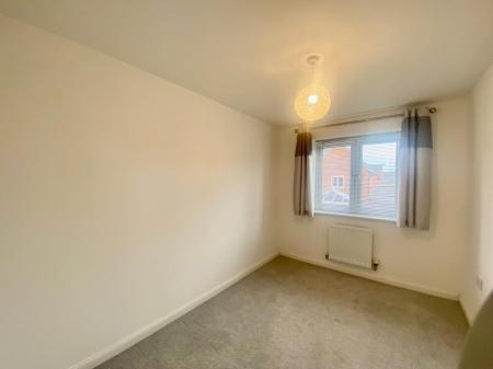 3 bedroom Mews house to let in Hardings Wood Avenue, Sandbach, CW11