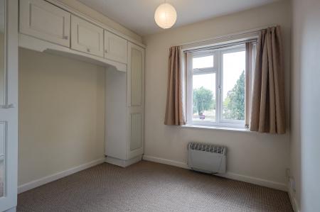 1 bedroom Flat to let in Ravenscroft, Holmes Chapel, CW4