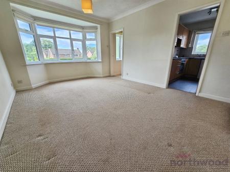 1 bedroom Flat to let in Ravenscroft, Holmes Chapel, CW4