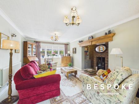 5 bedroom Detached house for sale in Doddington Drive, Sandbach, CW11