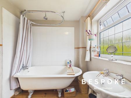 5 bedroom Detached house for sale in Doddington Drive, Sandbach, CW11