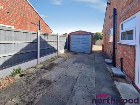 2 bedroom Bungalow to let in Tennyson Avenue, Crewe, CW1