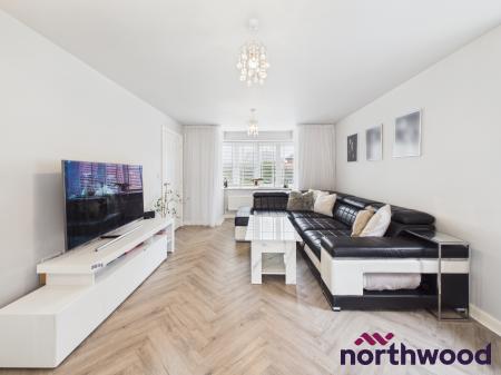4 bedroom Detached house to let in Barnton Way, Sandbach, CW11