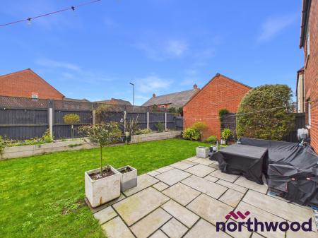 4 bedroom Detached house to let in Barnton Way, Sandbach, CW11
