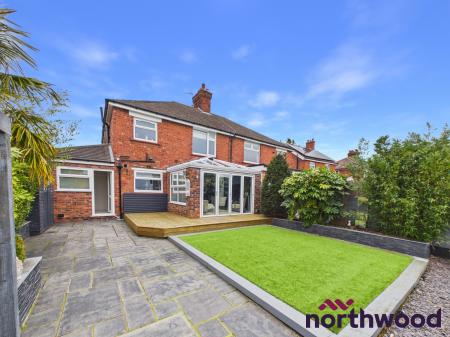 3 bedroom Semi-detached house to let in Park Lane, Sandbach, CW11