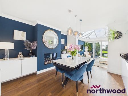 3 bedroom Semi-detached house to let in Park Lane, Sandbach, CW11