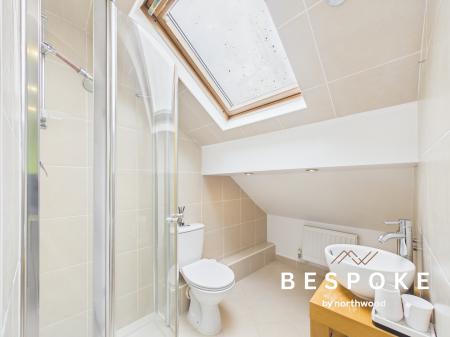 4 bedroom End of terrace house for sale in Marsh Green Road, Sandbach, CW11