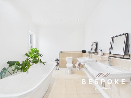4 bedroom End of terrace house for sale in Marsh Green Road, Sandbach, CW11