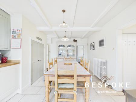 4 bedroom Detached house for sale in Holmes Chapel Road, Somerford, Congleton, CW12