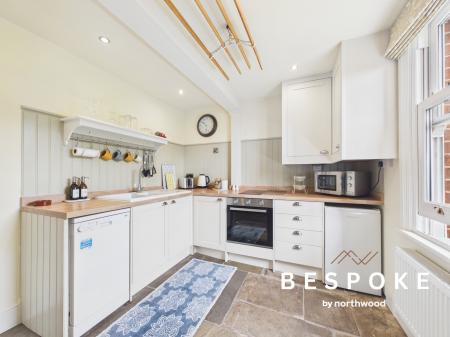 4 bedroom Detached house for sale in Holmes Chapel Road, Somerford, Congleton, CW12