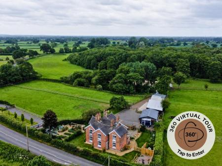 4 bedroom Equestrian facility for sale in Holmes Chapel Road, Somerford, Congleton, CW12