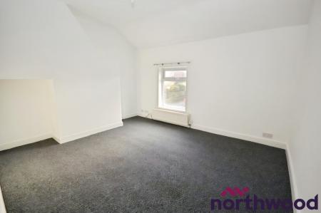 2 bedroom Terraced House to let in Newfield Street, Sandbach, CW11