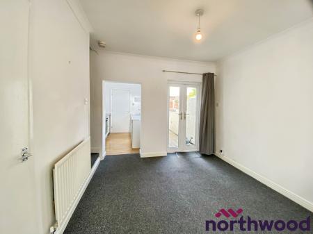 2 bedroom Terraced House to let in Newfield Street, Sandbach, CW11