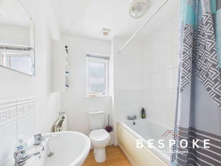 2 bedroom Flat for sale in School Lane, Sandbach, CW11