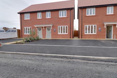 3 bedroom Semi-detached house to let in Wheatfield Drive, Leighton, Crewe, CW1