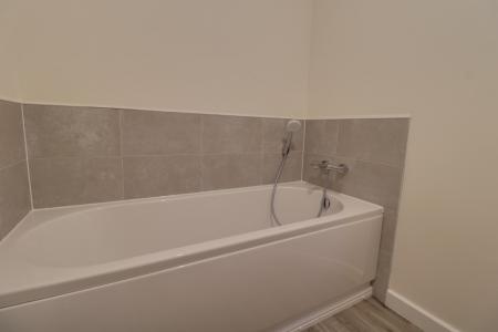 3 bedroom Semi-detached house to let in Wheatfield Drive, Leighton, Crewe, CW1