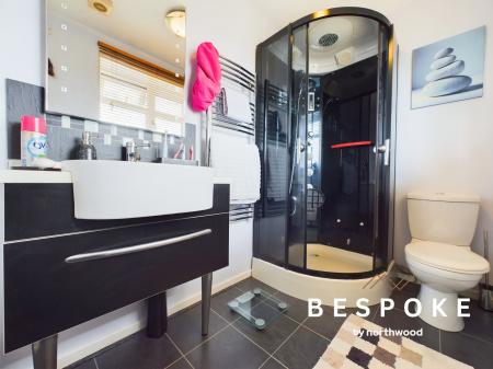 4 bedroom Detached house for sale in Rookery Close, Sandbach, CW11