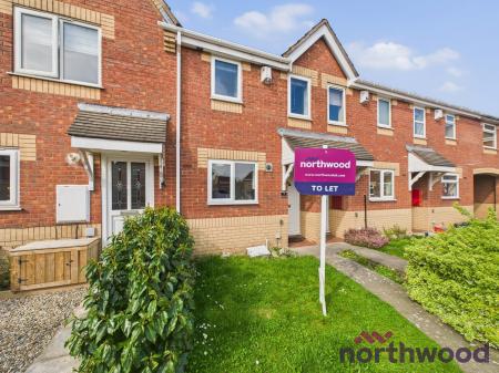 2 bedroom Town house to let in Ecton Close, Winsford, CW7