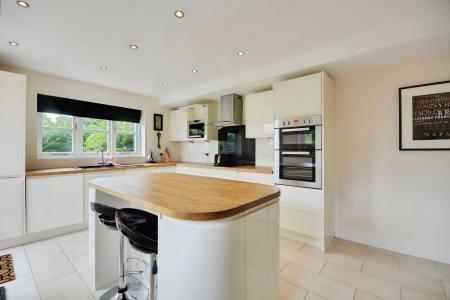 4 bedroom Barn Conversion to let in Warmingham Grange Lane, Warmingham, CW11