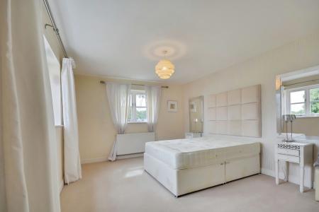 4 bedroom Barn Conversion to let in Warmingham Grange Lane, Warmingham, CW11