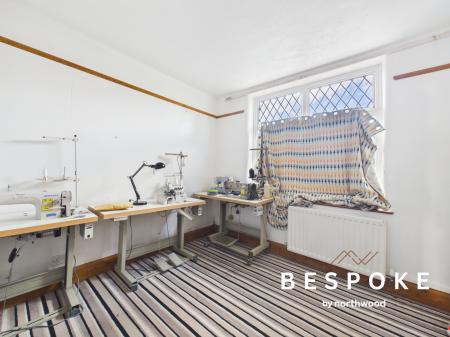3 bedroom Semi-detached house for sale in Cledford Crescent, Middlewich, CW10